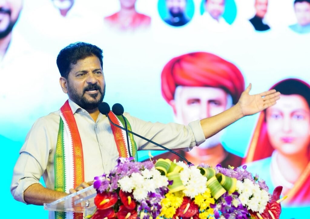 ఫీజు రీయింబర్స్‌మెంట్ కోసం విద్యార్థులు ప్రత్యేకంగా అడగాల్సిన అవసరం