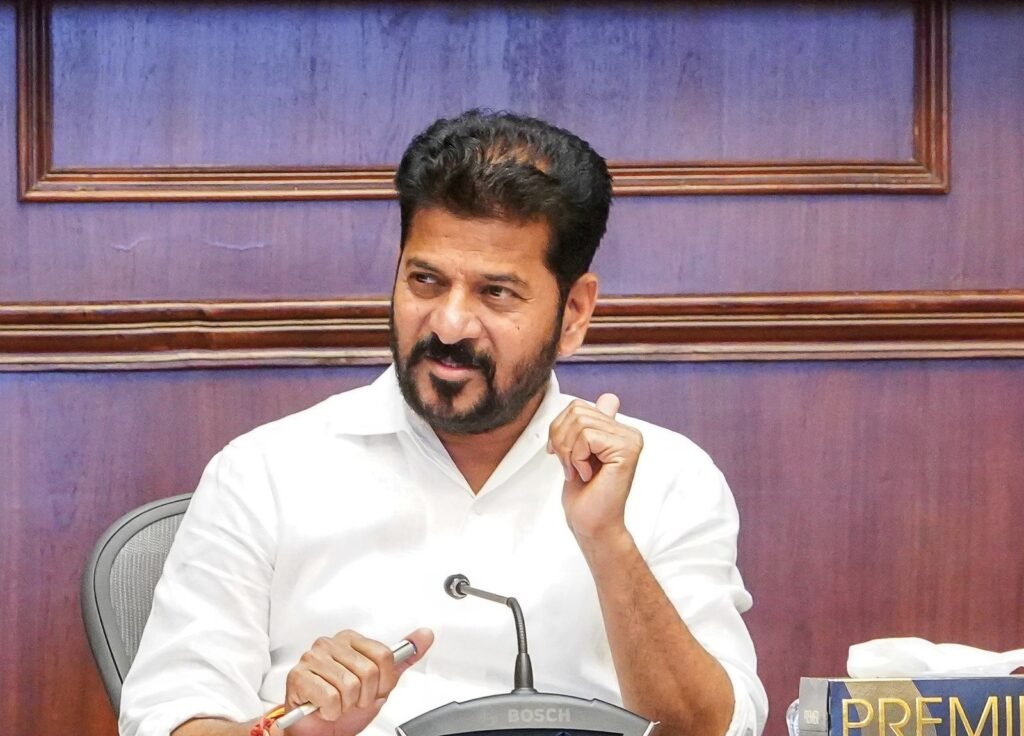 భూ హ‌క్కుల విష‌యంలో ఎటువంటి ఆందోళ‌న చెందాల్సిన అవ‌సరం లేదు.