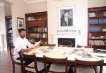 లండన్లోని ప్రసిద్ధ అంబేద్కర్ హౌస్ను సందర్శించారు.