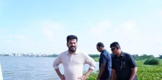 చెరువులోకి మురుగు నీరు చేరకుండా అన్ని చర్యలు తీసుకోవాలని అధికారులను ఆదేశించారు.