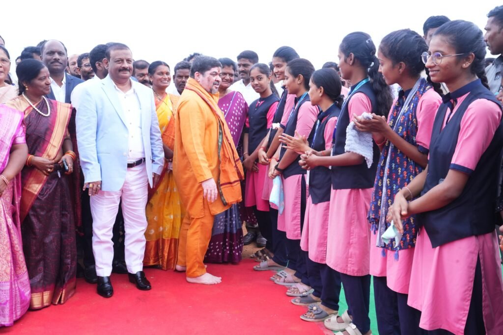 కాలేజీ లను పట్టుదలతో మంజూరు చేసుకున్నాం.