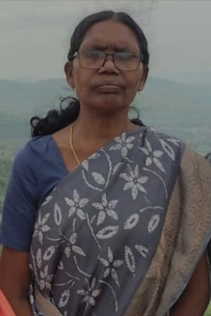 స్వస్థలాలకు మాజీ మావోయిస్టులు
