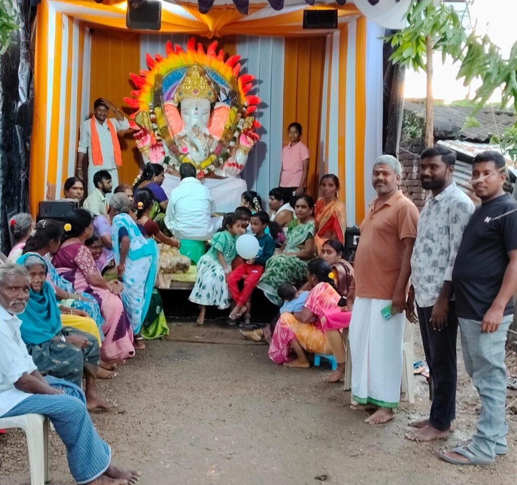 సిద్ధి వినాయకుడికి భక్తిశ్రద్ధలతో ప్రత్యేక పూజలు