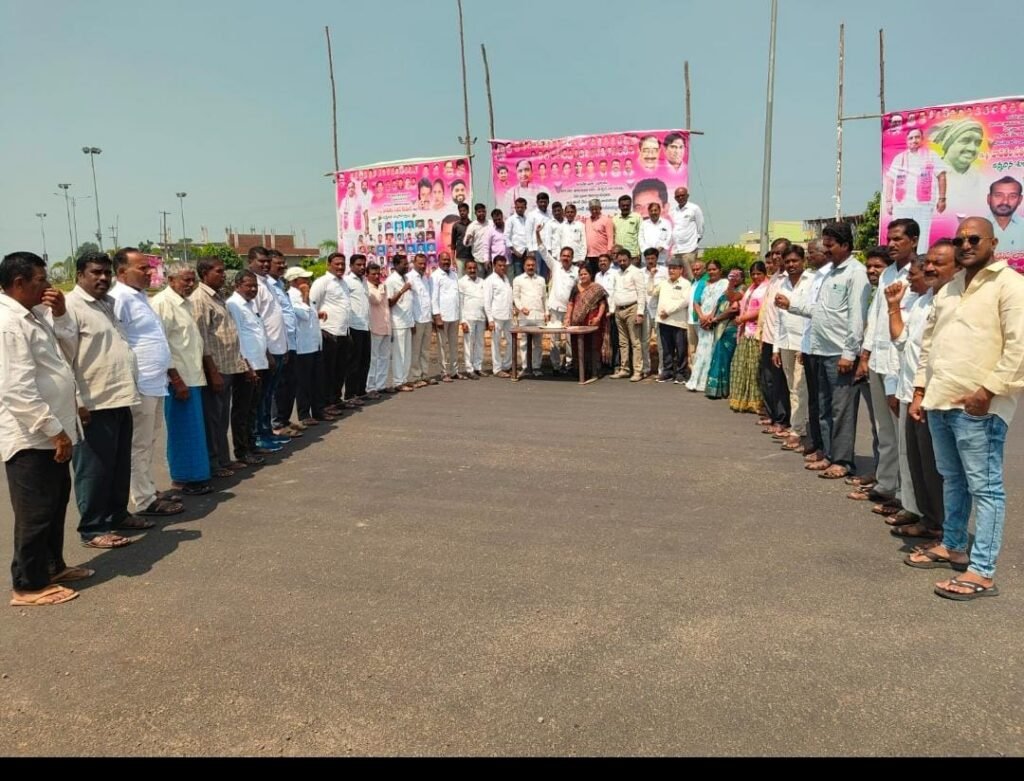వొడితల సతీష్ కుమార్‌కు ఘనంగా జన్మదిన శుభాకాంక్షలు