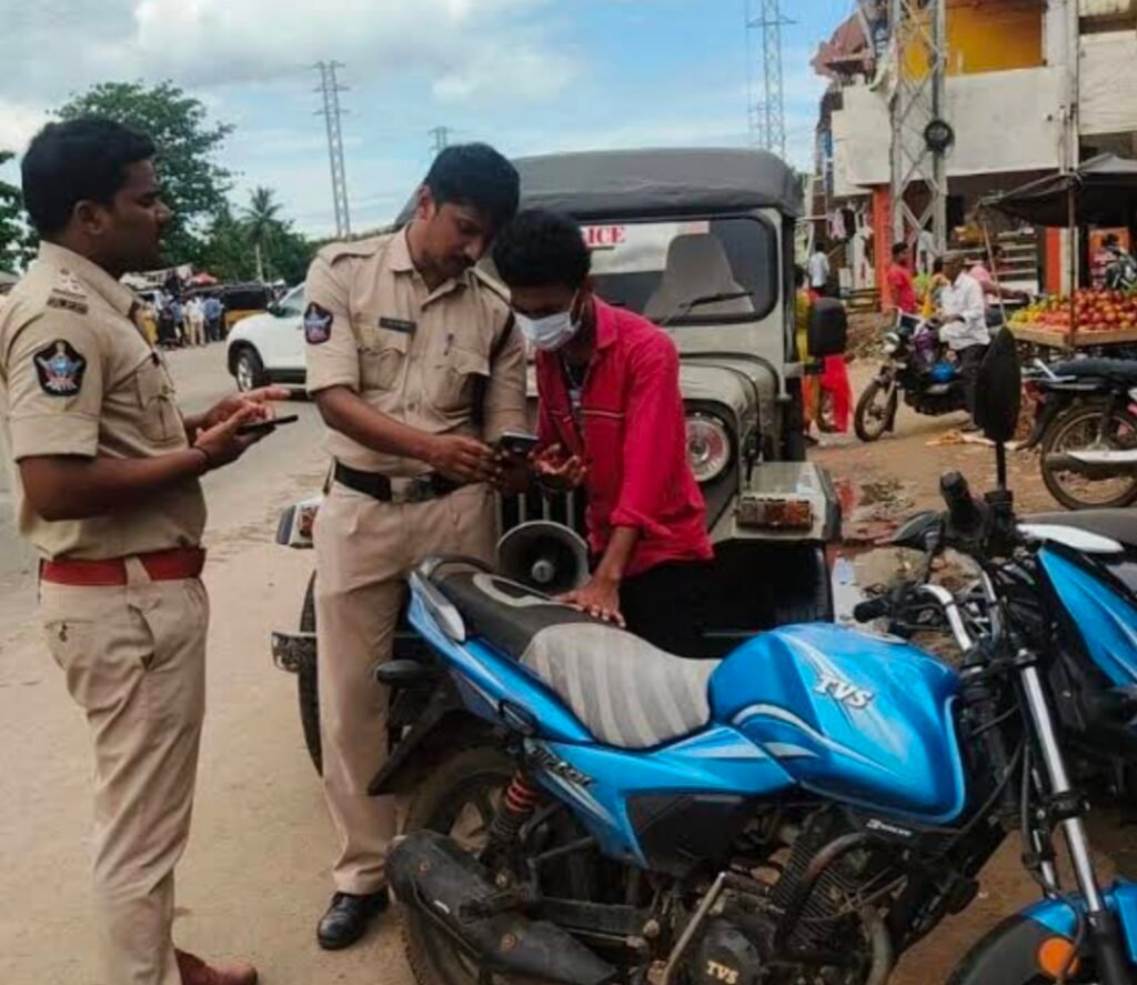 పెండింగ్‌ చలాన్ల వసూళ్లకు కఠిన చర్యలు