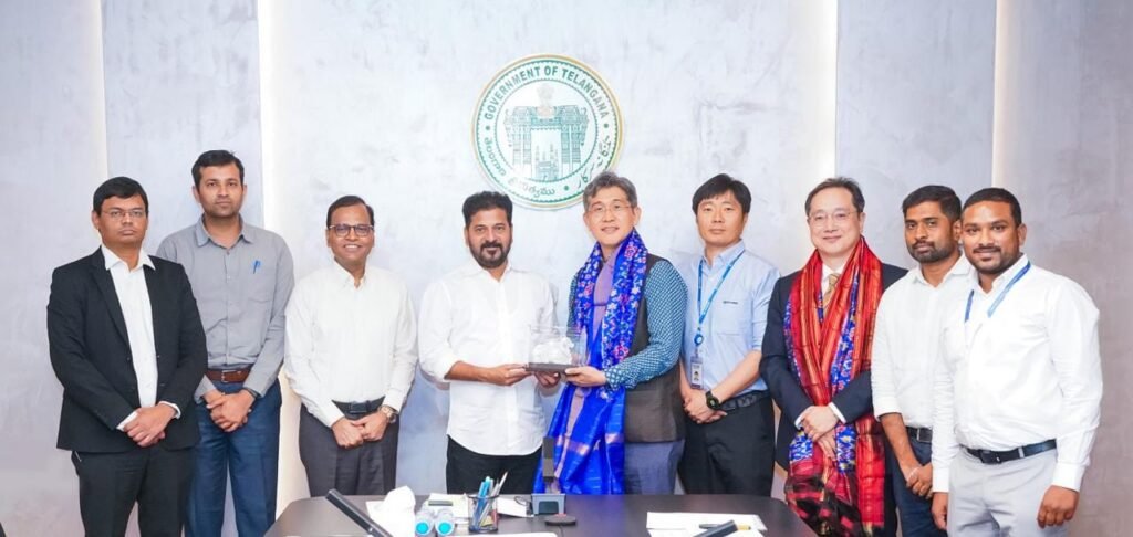 ప్రభుత్వం అన్ని విధాలా సహకరించడానికి సిద్ధంగా ఉందని చెప్పారు.