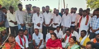 హుజురాబాద్లో ఘనంగా విజయదశమి జమ్మి పూజలు