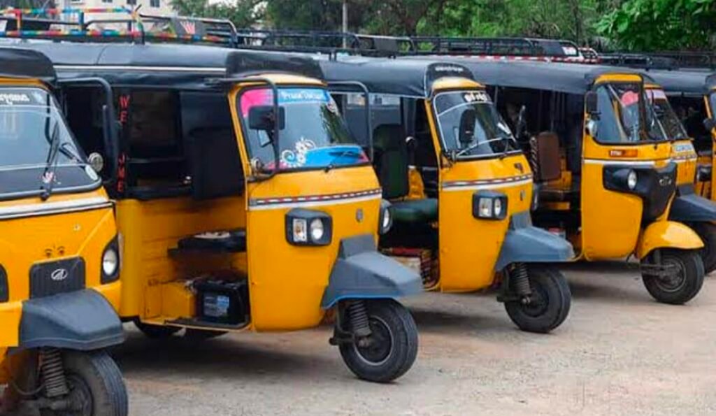తెలంగాణలో ఆటో చార్జీల పెంపు